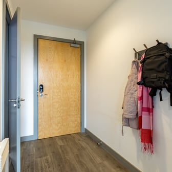 Classic En Suite - Image 4